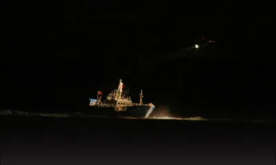Pointe-aux-Sables : les 16 membres d'équipage du bateau chinois hélitransportés 