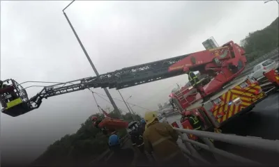 Pont Colville Deverell : un homme se jette dans le vide