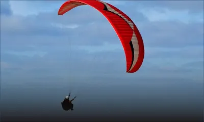 Breach Of Civil Aviation Act : la police interpelle un homme qui pratique le parapente