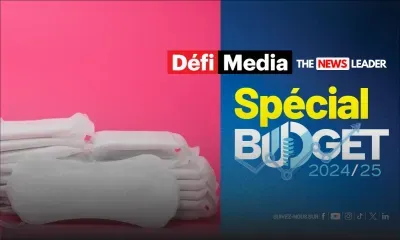 Distribution de serviettes hygiéniques pour les filles à partir du grade 6 jusqu'au grade 13