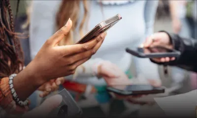 Au Cœur de l’Info : Législatives 2024 – Les réseaux sociaux influencent-ils les élections ?