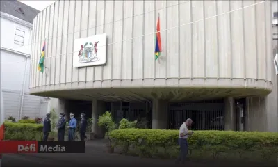 Au Cœur de l’Info – Faut-il revoir les privilèges accordés aux élus ?