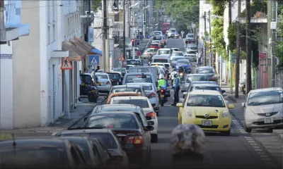 Fuel Strike provoque de gros embouteillages à la rue Labourdonnais 