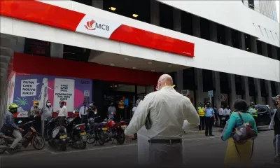 Réparations pour les descendants d'esclaves : rassemblement de la Green Reparations Foundation en face de la MCB de Port-Louis 