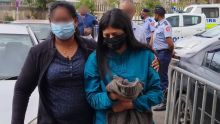 Allégation de trafic de drogue : la mère de Doomila Moheeputh dit que le sac appartient à Akil Bissessur