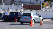 Parcours jugé «facile» par des moniteurs d’auto-écoles : les examens de conduite au centre de Flacq remis en question