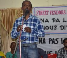 Hydar Ryman et deux autres marchands ambulants arrêtés pour «rassemblement illégal»