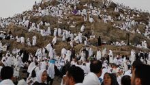 Sur le Mont Arafat, les pèlerins accomplissent le rite le plus important du hajj
