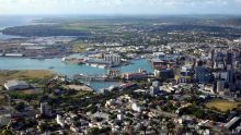 Port-Louis : une bonbonne de gaz cause une explosion sur un bateau qui accostait