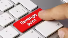 Le fléau du «revenge porn» : quand la technologie dérape et la loi piétine 