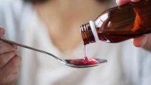 Un centre de santé accusé d’avoir remis du sirop contre la toux périmé