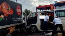 Jinfei : un blessé dans une collision entre un camion frigorifique et un van