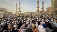 Plus d'un million de pèlerins musulmans entament le hajj sous un soleil de plomb