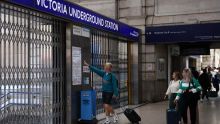 Le métro de Londres quasi paralysé par une grève face à l'inflation