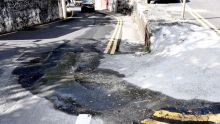 Fuite d’eau persistante à la rue Baden Powell, à Port-Louis