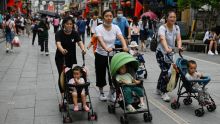 Chine: le gouvernement va verser des allocations aux parents pour stimuler la natalité