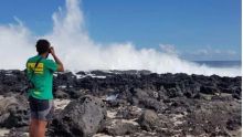 Fortes houles : un mort et un blessé à La Réunion 
