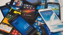 Le Smartphone détrône les mini caméras numériques