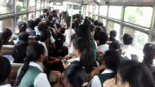 QEC: une collégienne dénonce un bus scolaire surchargé