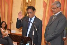 Barlen Vyapoory prête serment comme vice-président