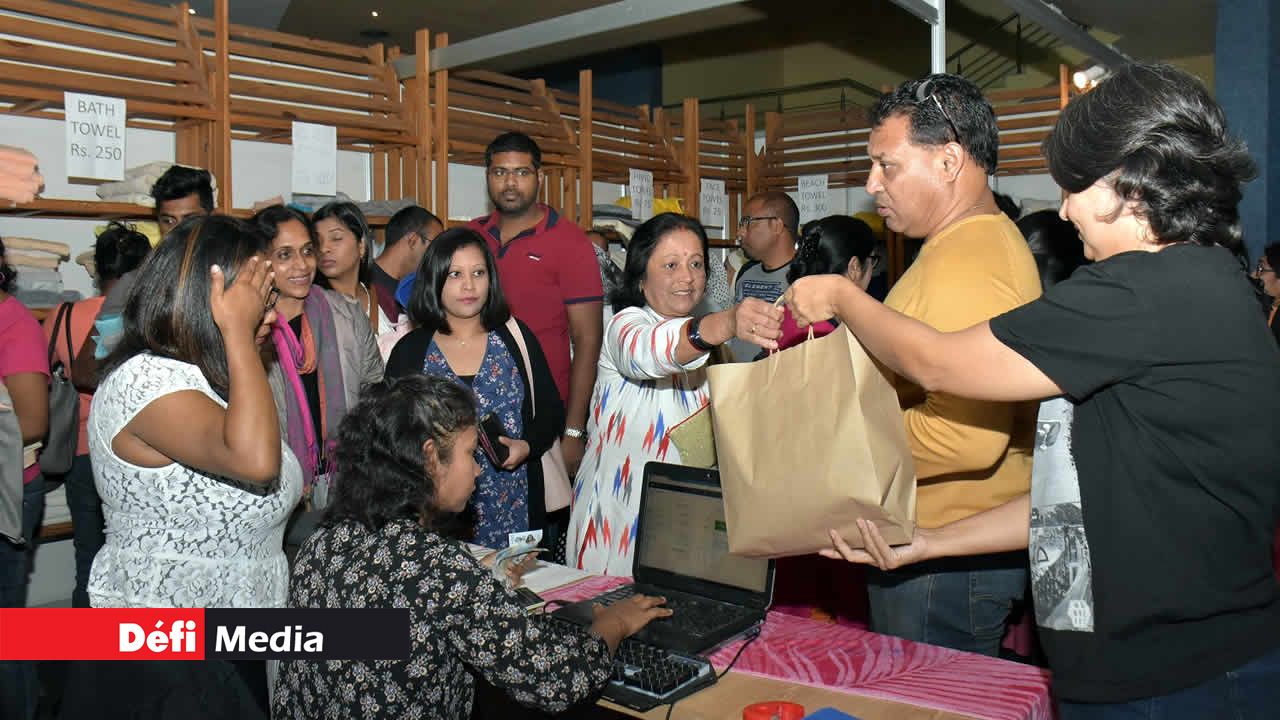 Le magasin Ocean liquidait des serviettes. Salon du Déstockage