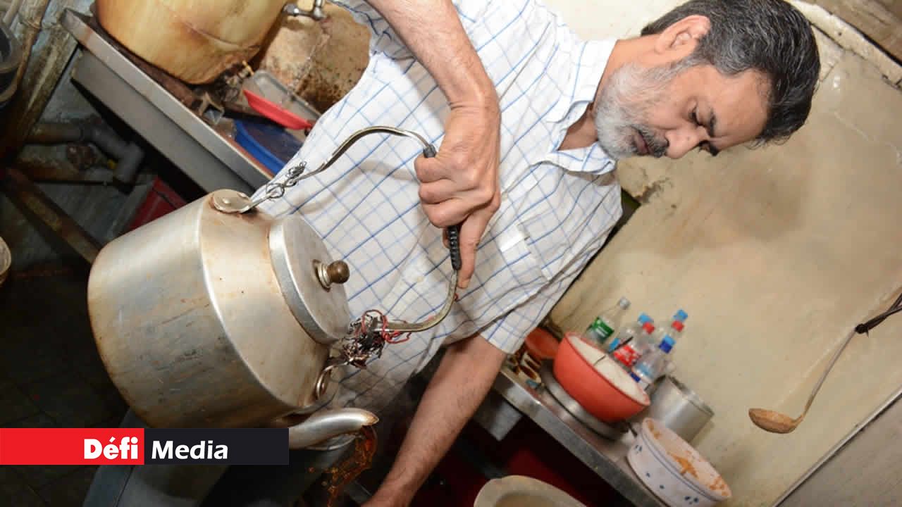 Celui qui n’a jamais goûté à une tasse de thé chez les frères Allykhan, ne sait pas ce que c’est qu’un bon thé.
