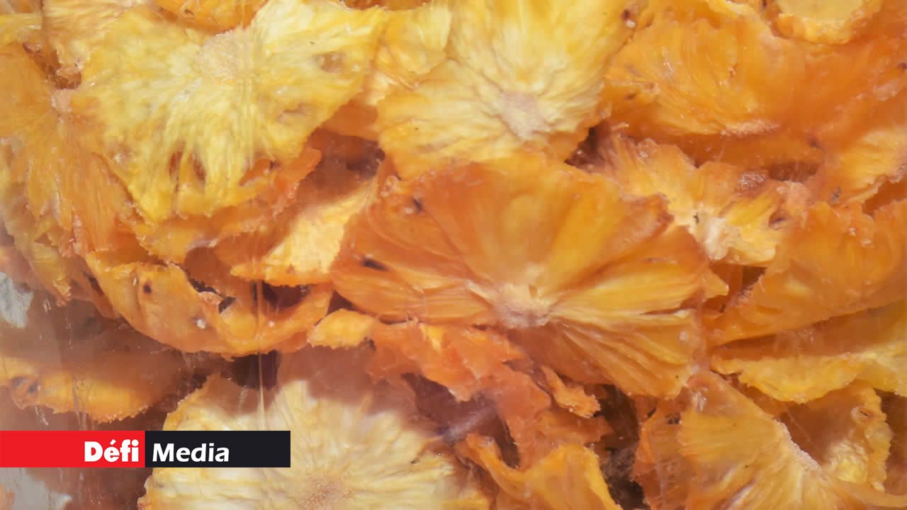 Ananas séché. Gato coco