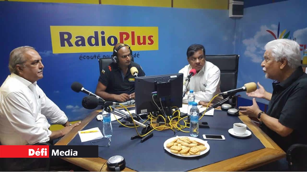 Plateau spécial de Radio Plus - Jean-Claude de l’Estrac