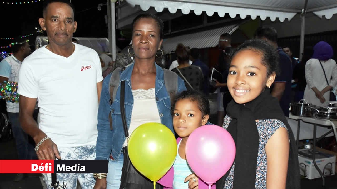 Des familles entières s’étaient déplacées pour l’occasion. Port-Louis fête sa cité