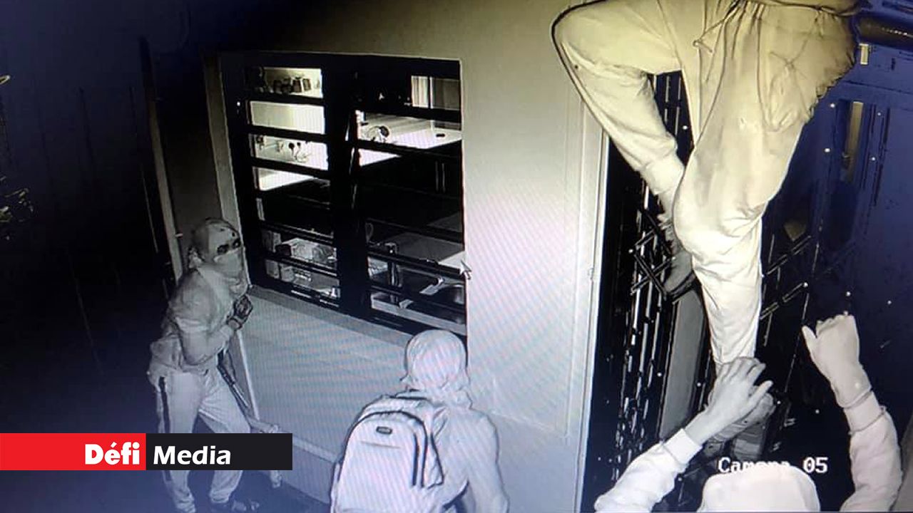 Cambriolage à Tamarin 