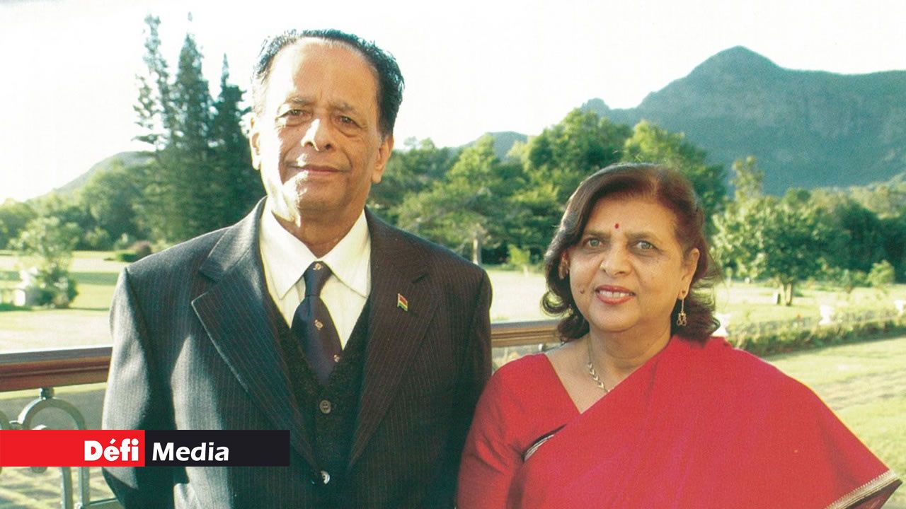 Lady Sarojini et sir Anerood Jugnauth