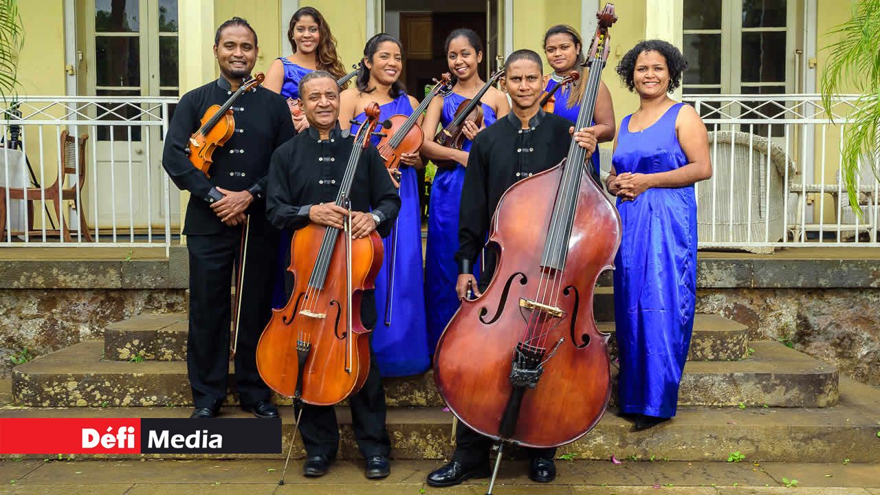 Concert de musique et d'opéra à la Salle des Fêtes pour célébrer la renaissance du Plaza. 