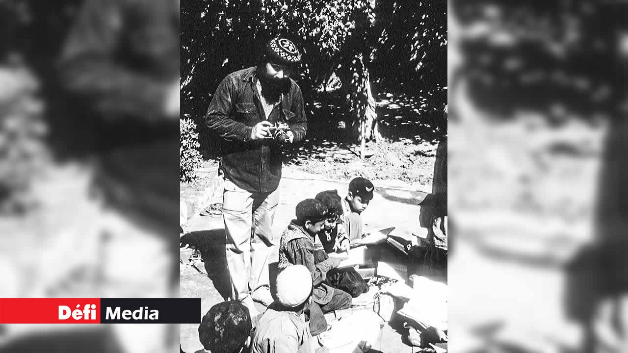 À la frontière de l’Afghanistan, Mamade Kadreebux a vu son parcours marqué par des rencontres spéciales. C’est d’ailleurs ce contact humain qui l’a toujours poussé à poursuivre l’aventure.