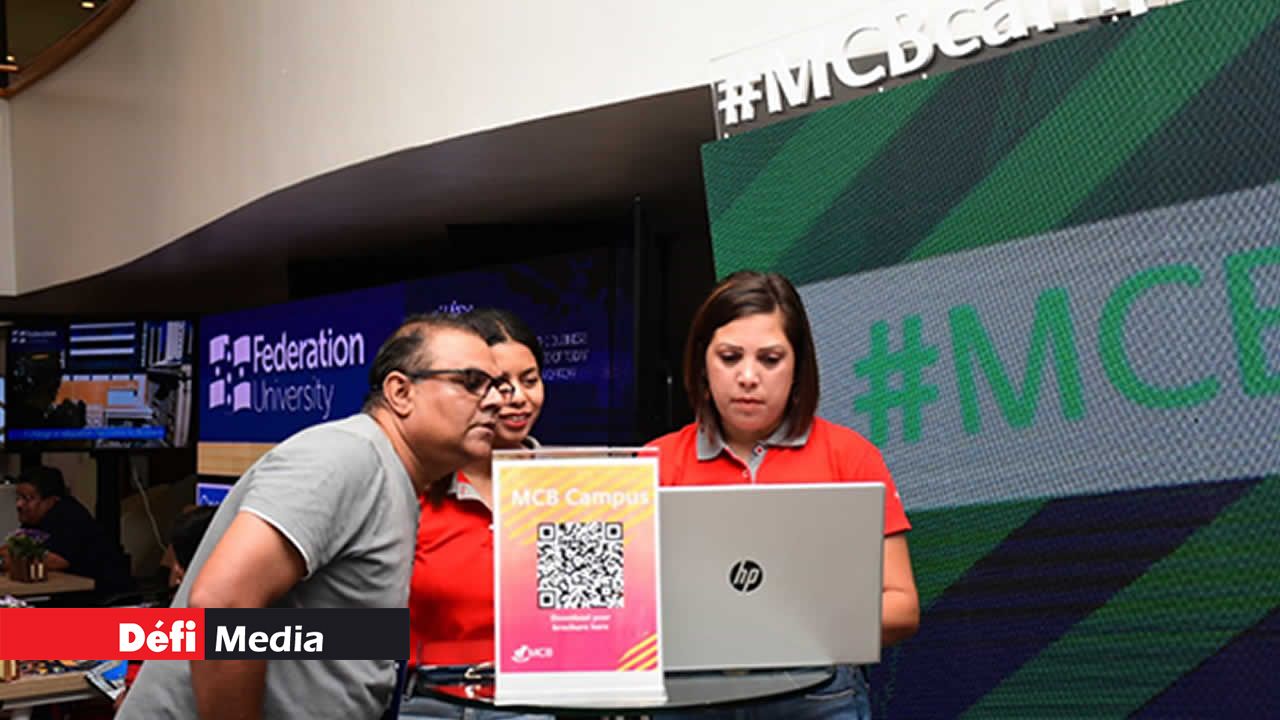 La MCB était présente à l’événement pour parler du MCB Campus. Ce prêt étudiant est conçu pour répondre aux attentes des personnes qui veulent étudier à Maurice ou à l’étranger.