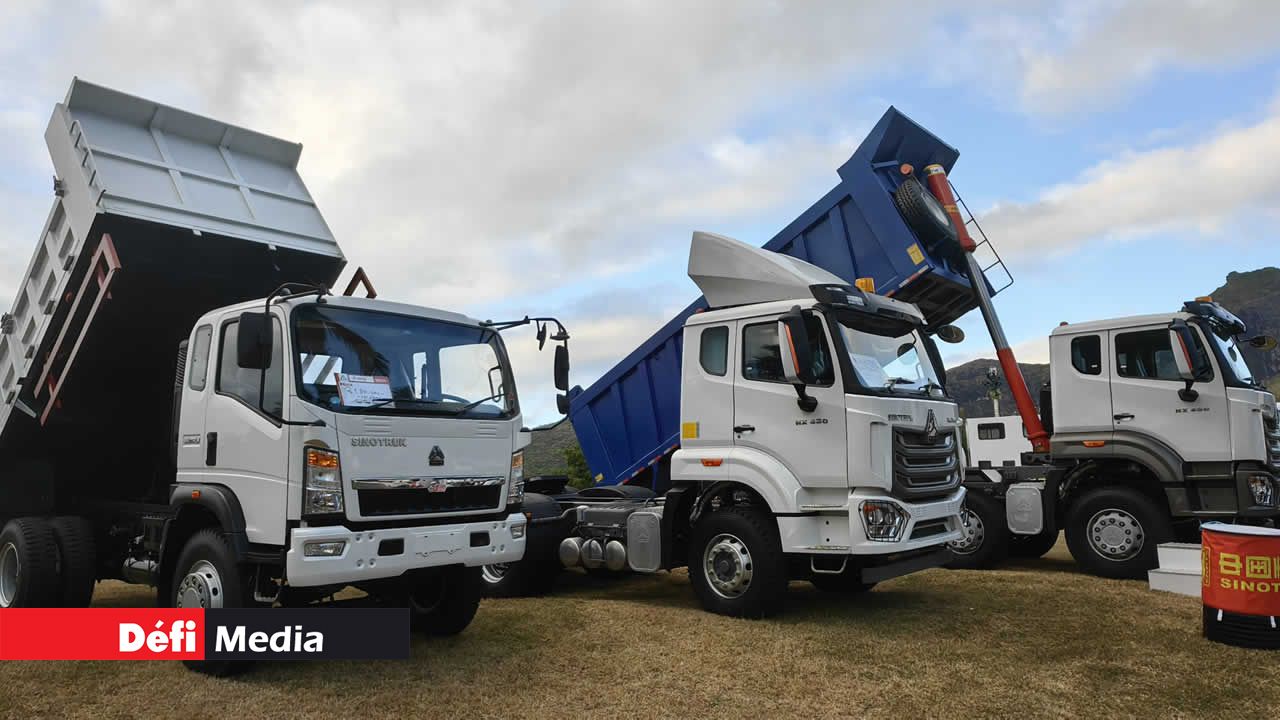Ce ne sont pas juste des motos et des autos qui vous ont été proposées, il y avait aussi des camions, comme ceux de la marque Sinotruk.
