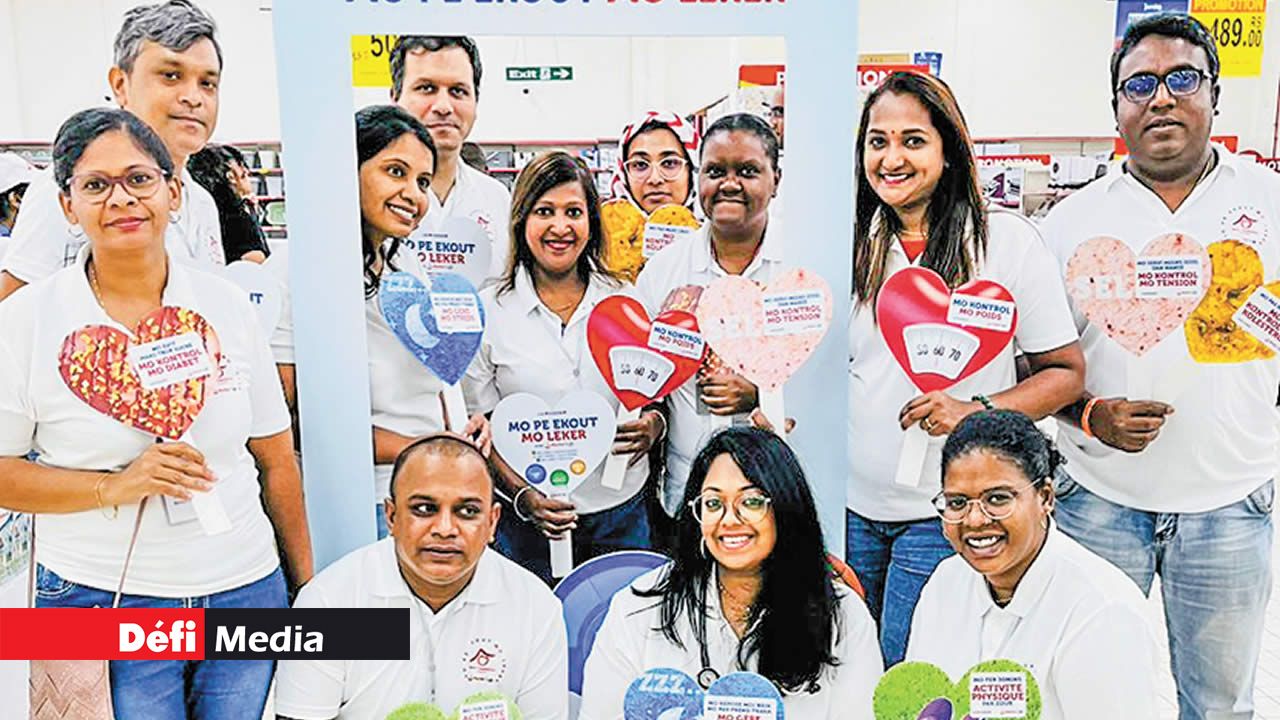 L’équipe médicale de la Route du Cœur et de la Heart Foundation (Mauritius).
