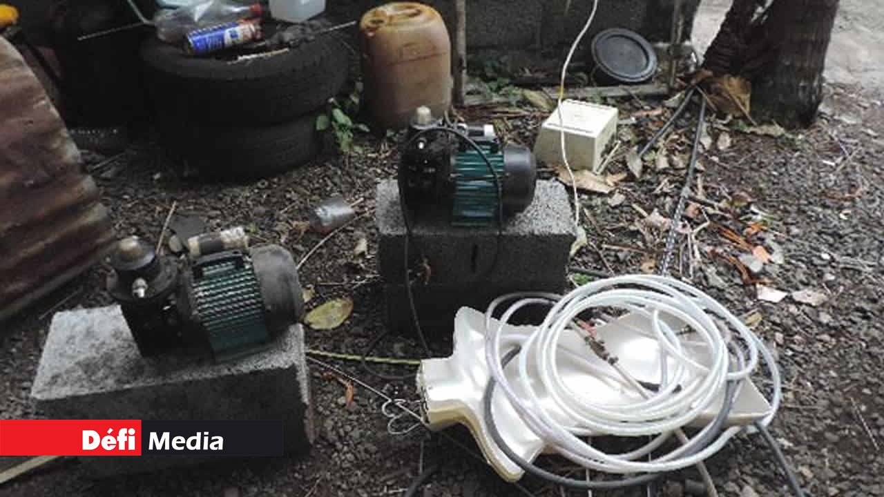 Des appareils servant à transférer le gaz dans les voitures.