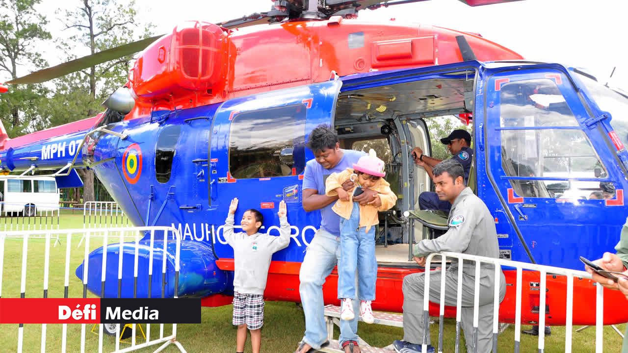 hélicoptère de la police