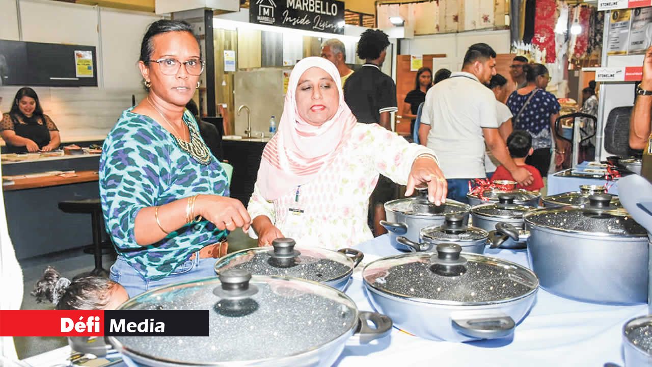 Sur le stand de Masterdeals, découvrez plus de 60 modèles d’ustensiles de cuisine de la marque Stoneline.