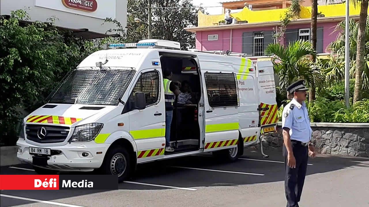 L’équipe du NDRRMC. Simulation d’incendie