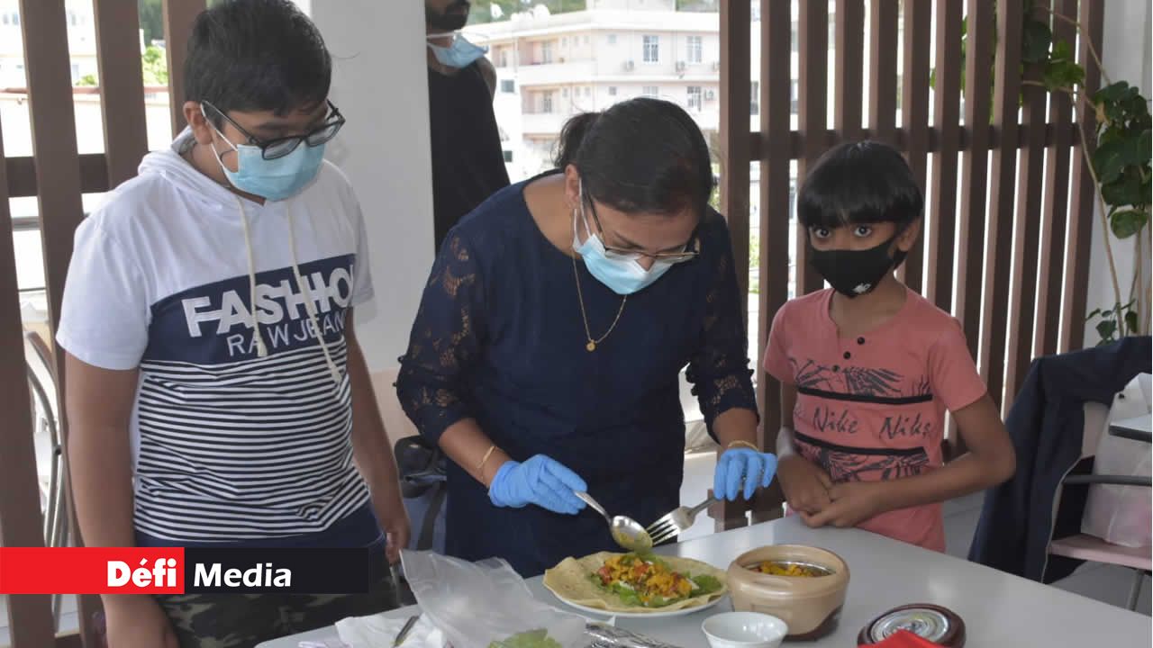 Deena Toylocco a eu le soutien de ses fils lors de son dressage.