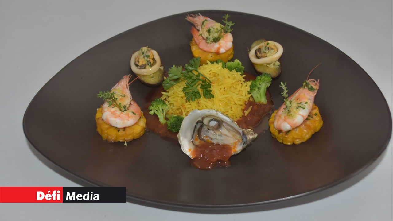 Magnifique dressage de Kormagen Valaven, 18 ans, étudiant en Culinary Arts.