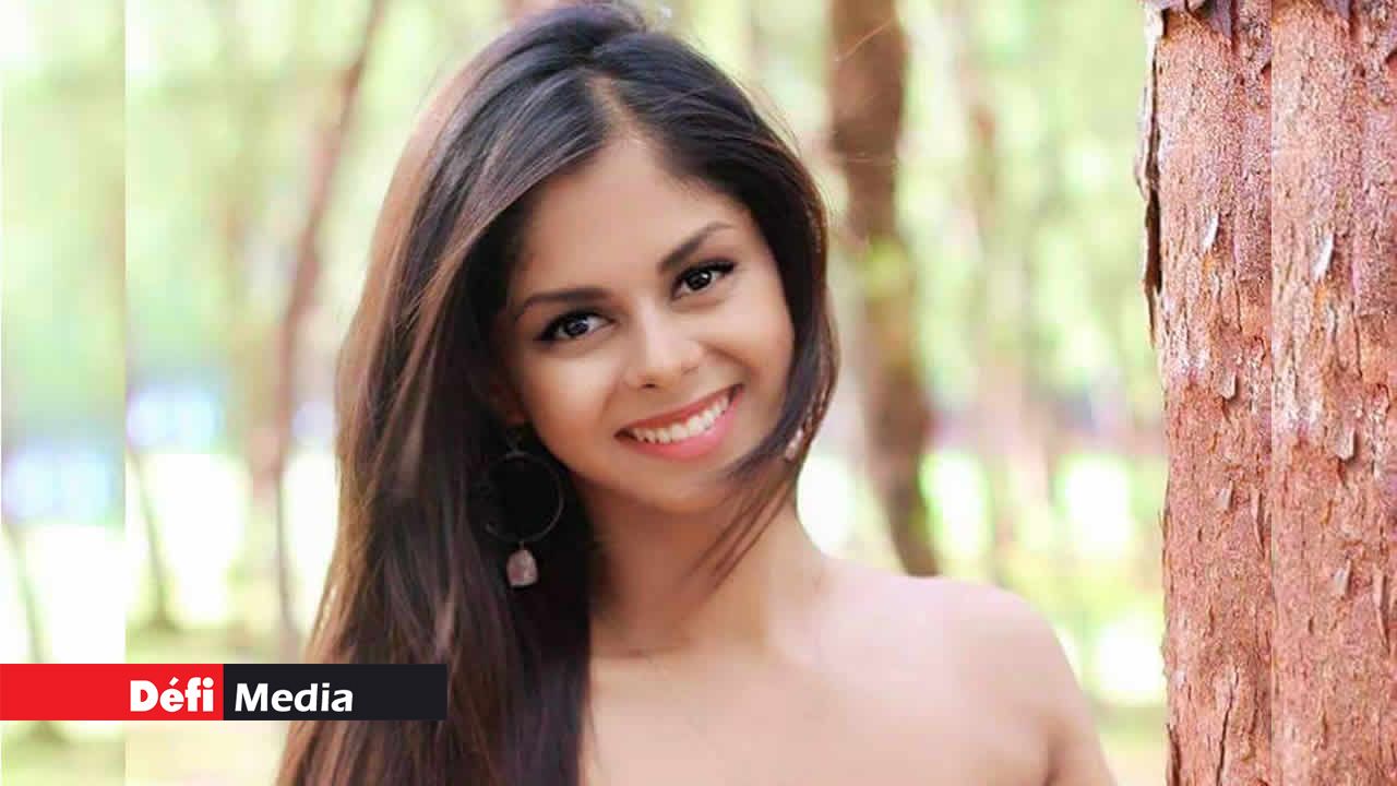 Bessika Bucktowar représentera Maurice  au concours Miss World en novembre en Chine.