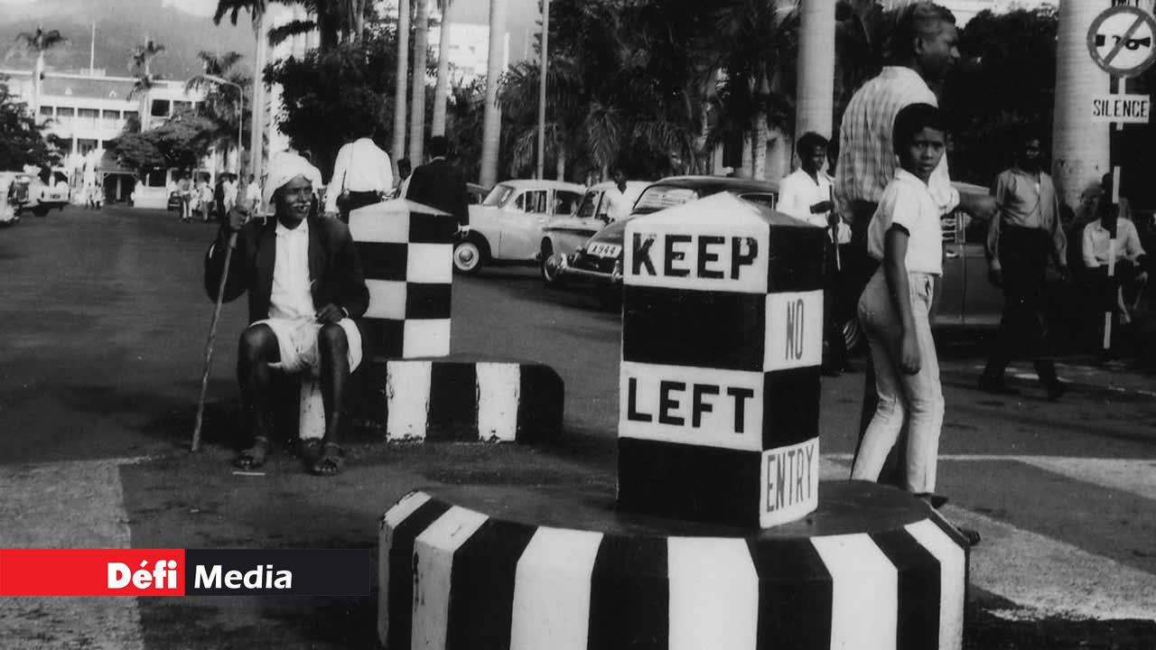 La Place d’Armes dans les années 60. La Place d’Armes dans les années 60.