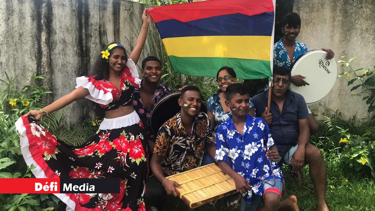 C’est au son du séga que Yajna Haulkory (à g.) compte célébrer l’Indépendance ce jeudi 12 mars en compagnie de ses proches. C’est au son du séga que Yajna Haulkory (à g.) compte célébrer l’Indépendance ce jeudi 12 mars en compagnie de ses proches.