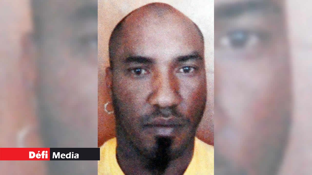  Jean Serge Alleemudder.