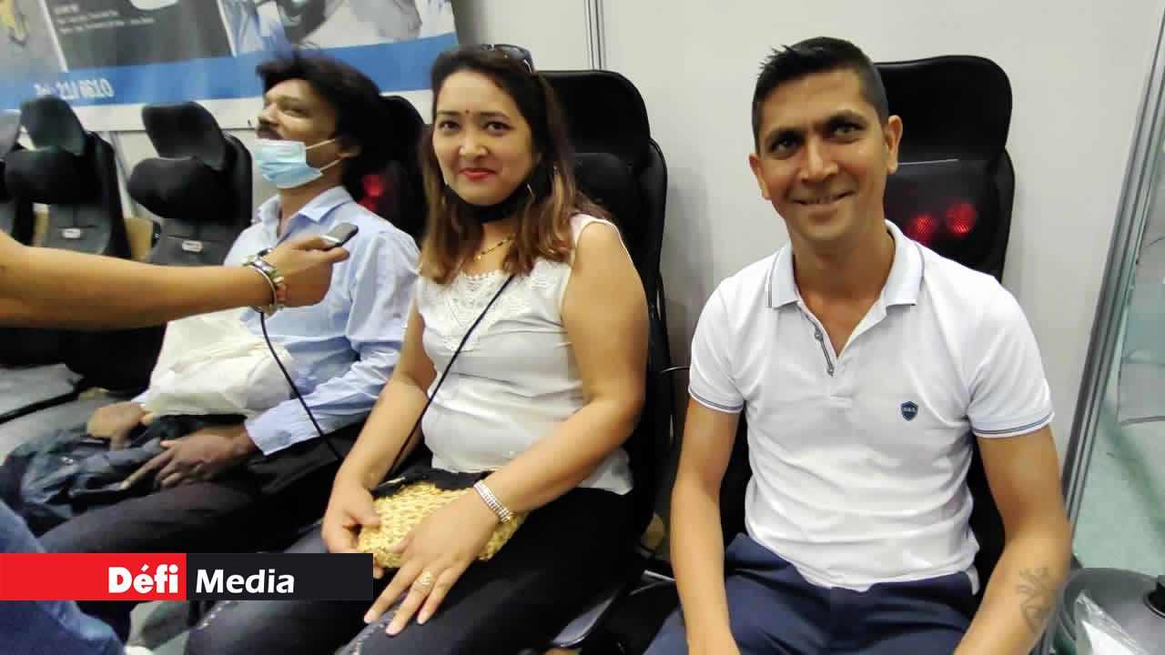 Vanousha et Ravin Luckmun ont fait des emplettes et ont profité d’un massage.