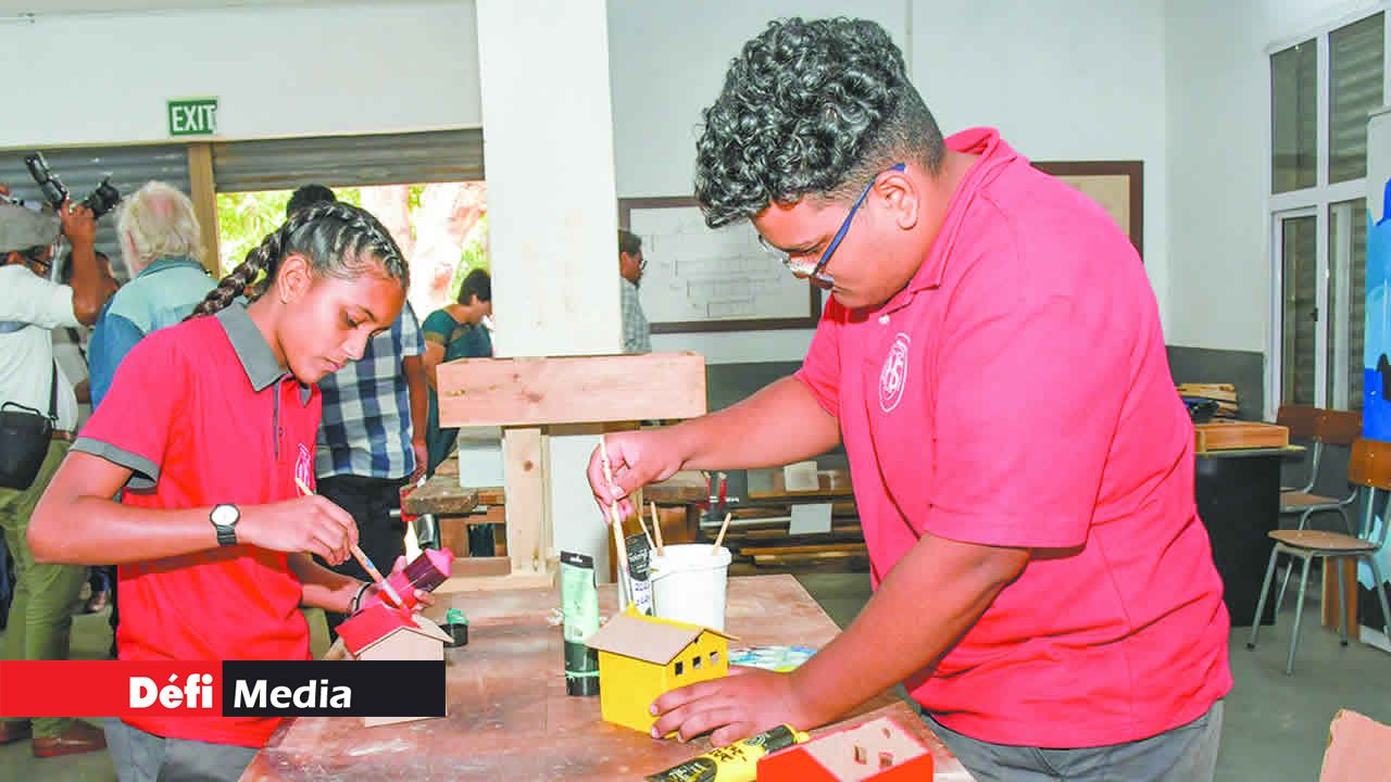 Cours de menuiserie.