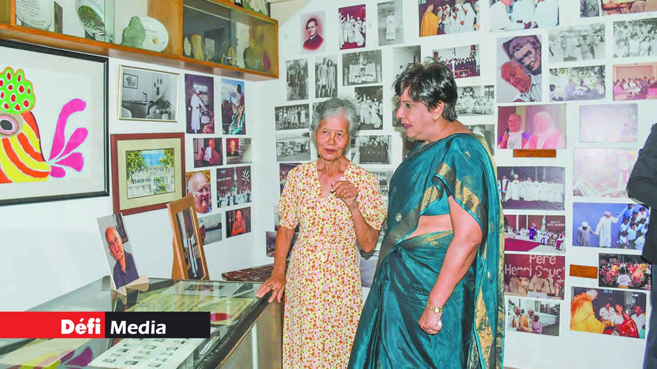 Des souvenirs du père Henri Souchon, l’un des fondateurs de l’ONG, sont conservés dans une salle.