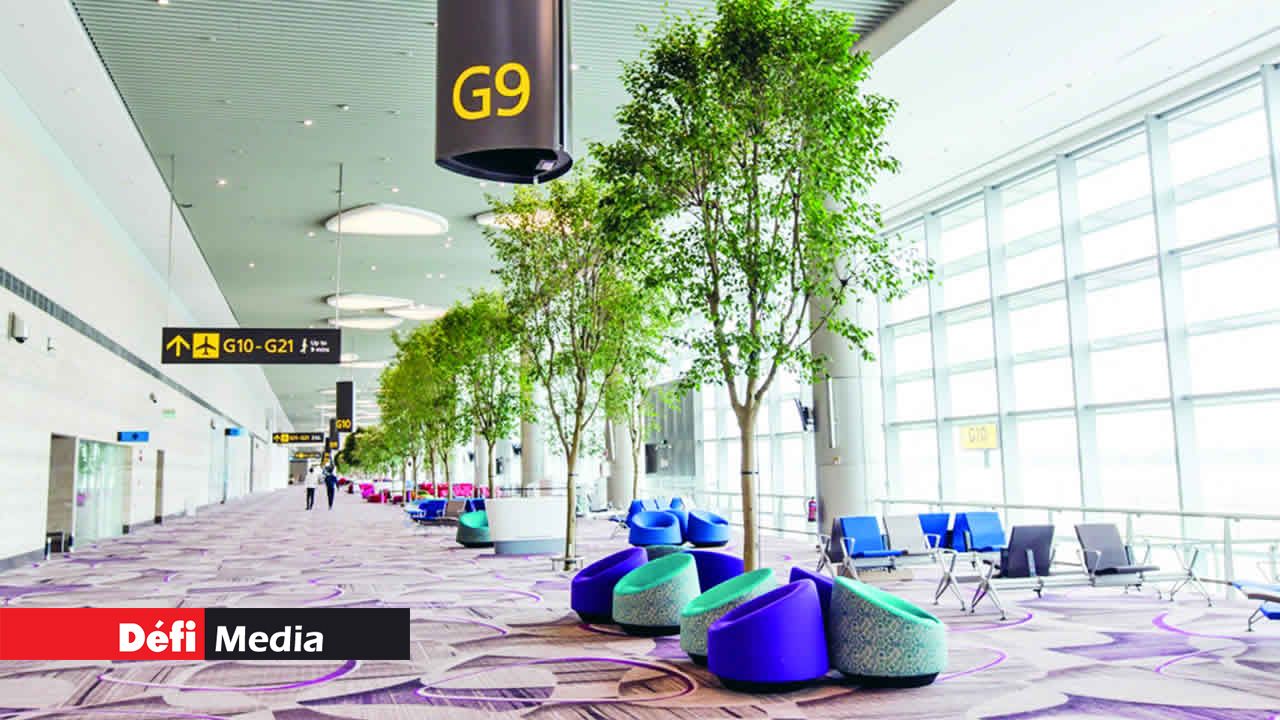 T4 boarding corridor.